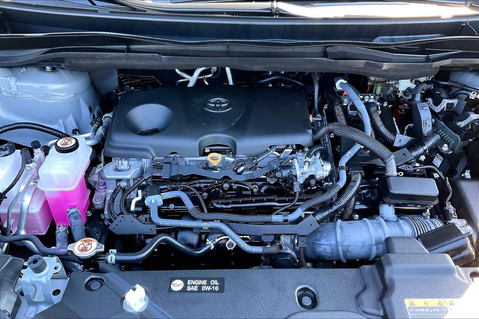 Used 2024 Toyota Sienna XSE w/ XSE Premium Package FWD image 31