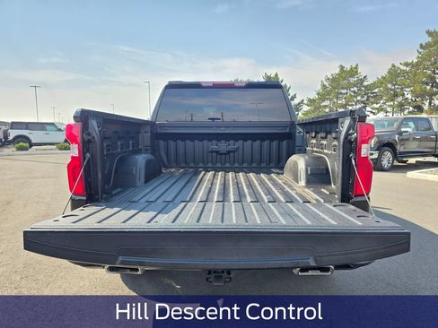 Used 2021 Chevrolet Silverado 1500 RST w/ Z71 Off-Road Package AWD/4WD image 34