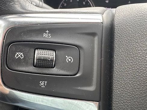 Used 2019 Chevrolet Blazer LT AWD/4WD image 24