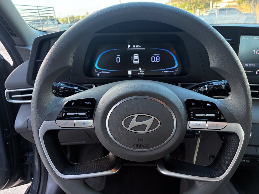Certified 2026 Hyundai Elantra SE FWD image 12