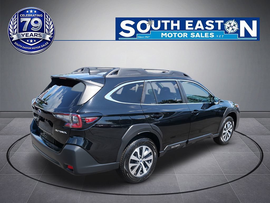 Used 2023 Subaru Outback Premium AWD/4WD image 7