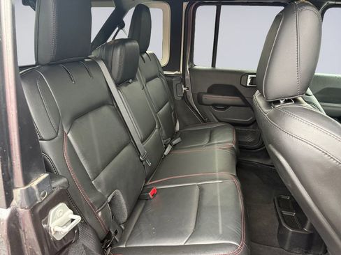 Used 2021 Jeep Wrangler Unlimited Rubicon w/ Dual Top Group image 19