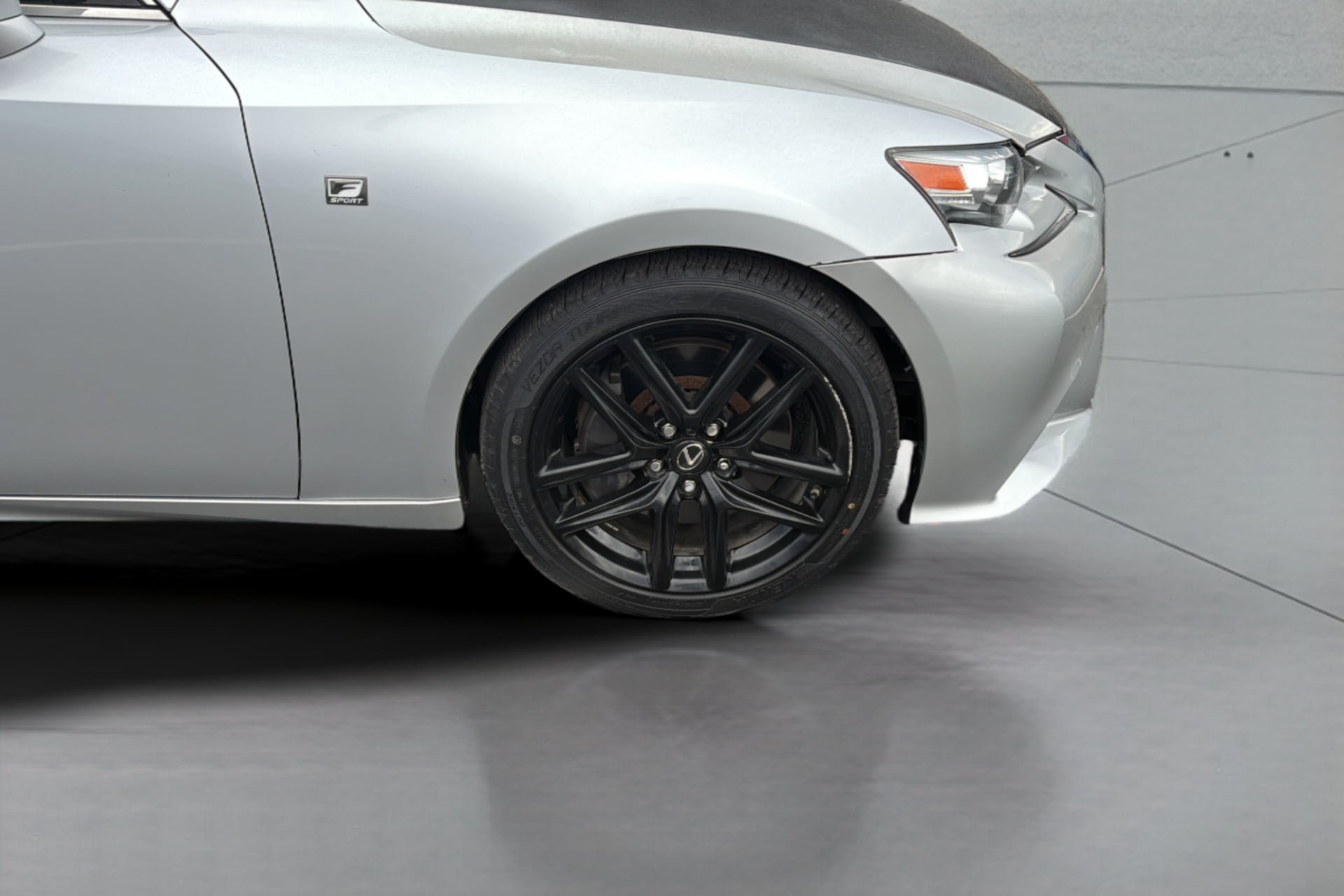 Used 2016 Lexus IS 200t w/ F Sport Package RWD image 35