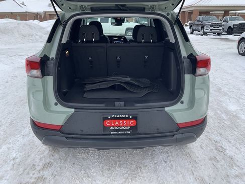 Used 2025 Chevrolet TrailBlazer LS w/ LS Convenience Package image 13