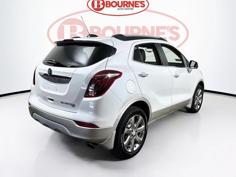 Used 2019 Buick Encore Essence w/ Experience Buick Package AWD/4WD image 10