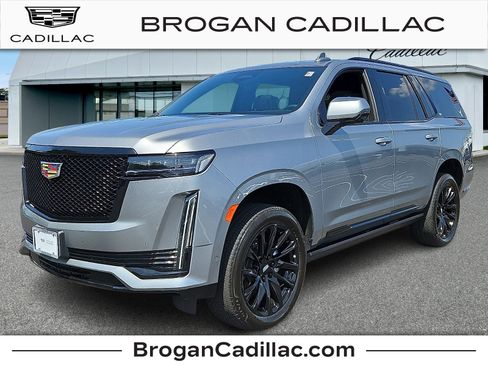 Certified 2024 Cadillac Escalade Sport w/ LPO, ONYX Package AWD/4WD image 1