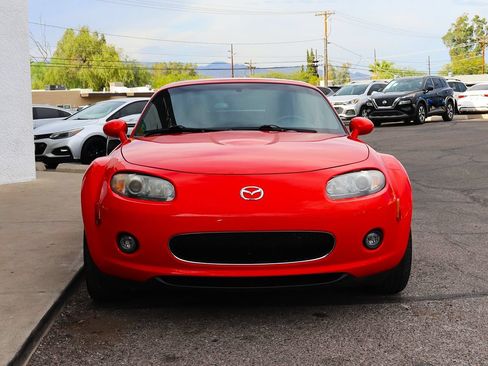 Used 2008 MAZDA MX-5 Miata Grand Touring w/ Premium Pkg RWD image 16