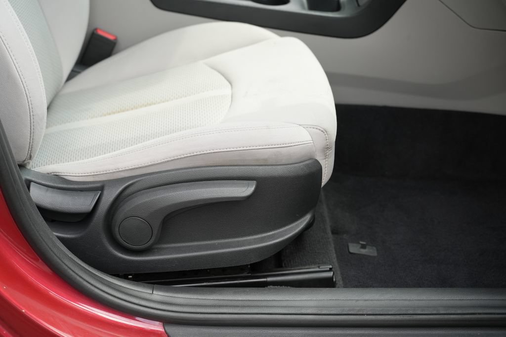 Used 2017 Hyundai Sonata SE FWD image 30