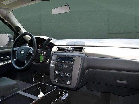 Used 2010 Chevrolet Tahoe LS w/ Interior Plus Package image 18