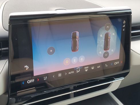 New 2026 Lincoln Nautilus Premier w/ Equipment Group 102A image 25