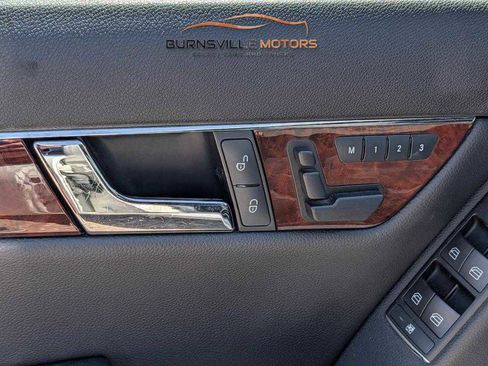 Used 2010 Mercedes-Benz C 300 Sport image 16