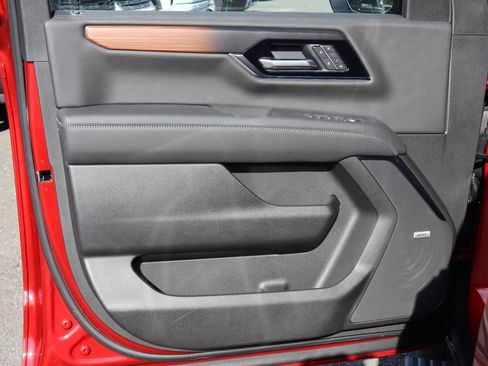 New 2026 GMC Yukon Denali w/ Denali Reserve Package RWD image 10