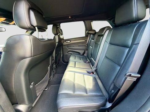 Used 2019 Jeep Grand Cherokee High Altitude RWD image 20