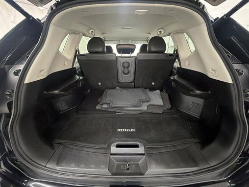 Used 2018 Nissan Rogue SV AWD/4WD image 15