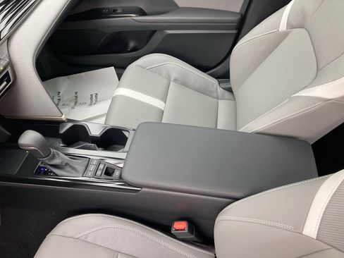 Certified 2026 Toyota Camry SE image 24