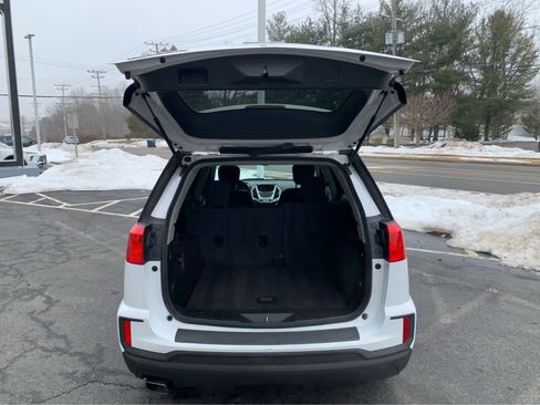 Used 2016 GMC Terrain SLE image 5