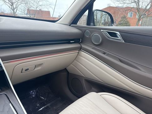 Used 2023 Genesis GV80 2.5T w/ Prestige Package image 23