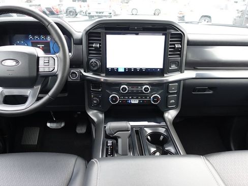 Used 2025 Ford F150 Lariat AWD/4WD image 43
