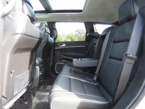 Used 2021 Jeep Grand Cherokee Summit image 20