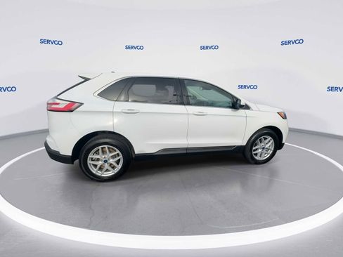 Used 2022 Ford Edge SEL image 9