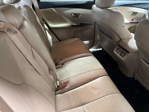 Used 2009 Toyota Venza 4dr Wgn V6 FWD (Natl) image 54