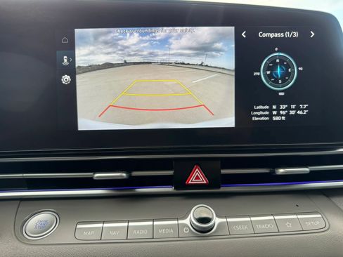 Used 2024 Hyundai Elantra SEL FWD image 46