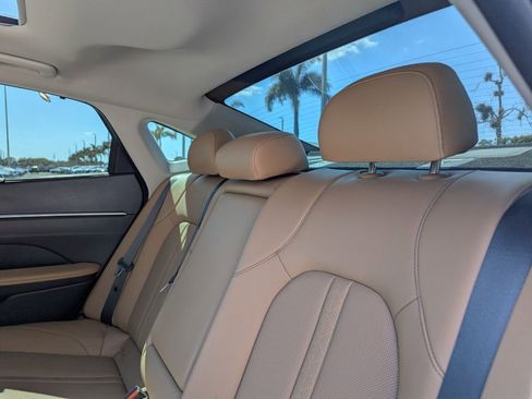 Used 2024 Hyundai Sonata Limited image 16