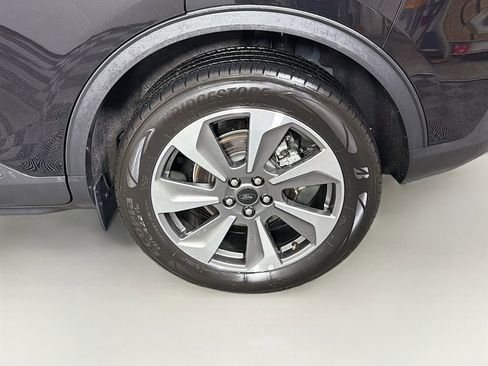 Used 2025 Ford Escape Platinum AWD/4WD image 33