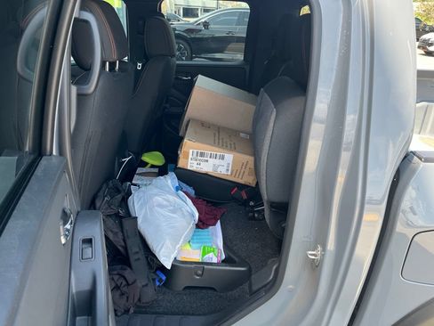 Used 2023 Nissan Frontier Pro-X w/ Technology Package RWD image 10