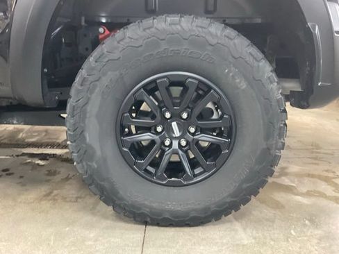 Used 2024 Ford F150 Raptor AWD/4WD image 16