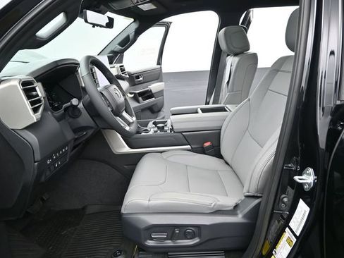 New 2026 Toyota Tundra Limited AWD/4WD image 12