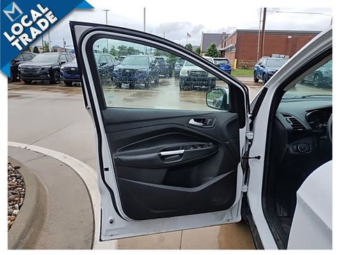 Used 2017 Ford Escape SE w/ SE Leather Comfort Package AWD/4WD image 11