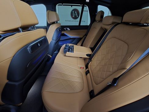 Used 2024 BMW X5 M60i image 18