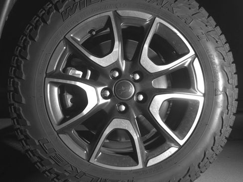 Used 2025 Jeep Compass Trailhawk AWD/4WD image 12