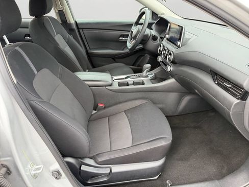 Used 2023 Nissan Sentra SV FWD image 11