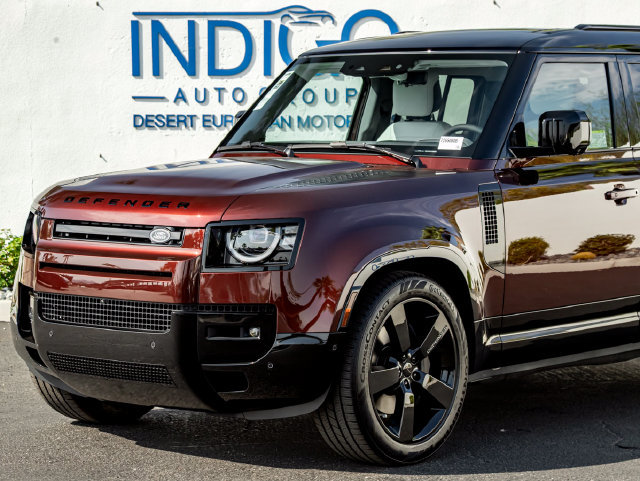 New 2026 Land Rover Defender 130 X-Dynamic SE AWD/4WD image 2