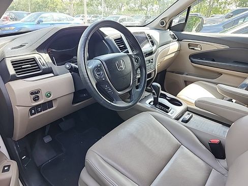Used 2019 Honda Ridgeline RTL-T image 10