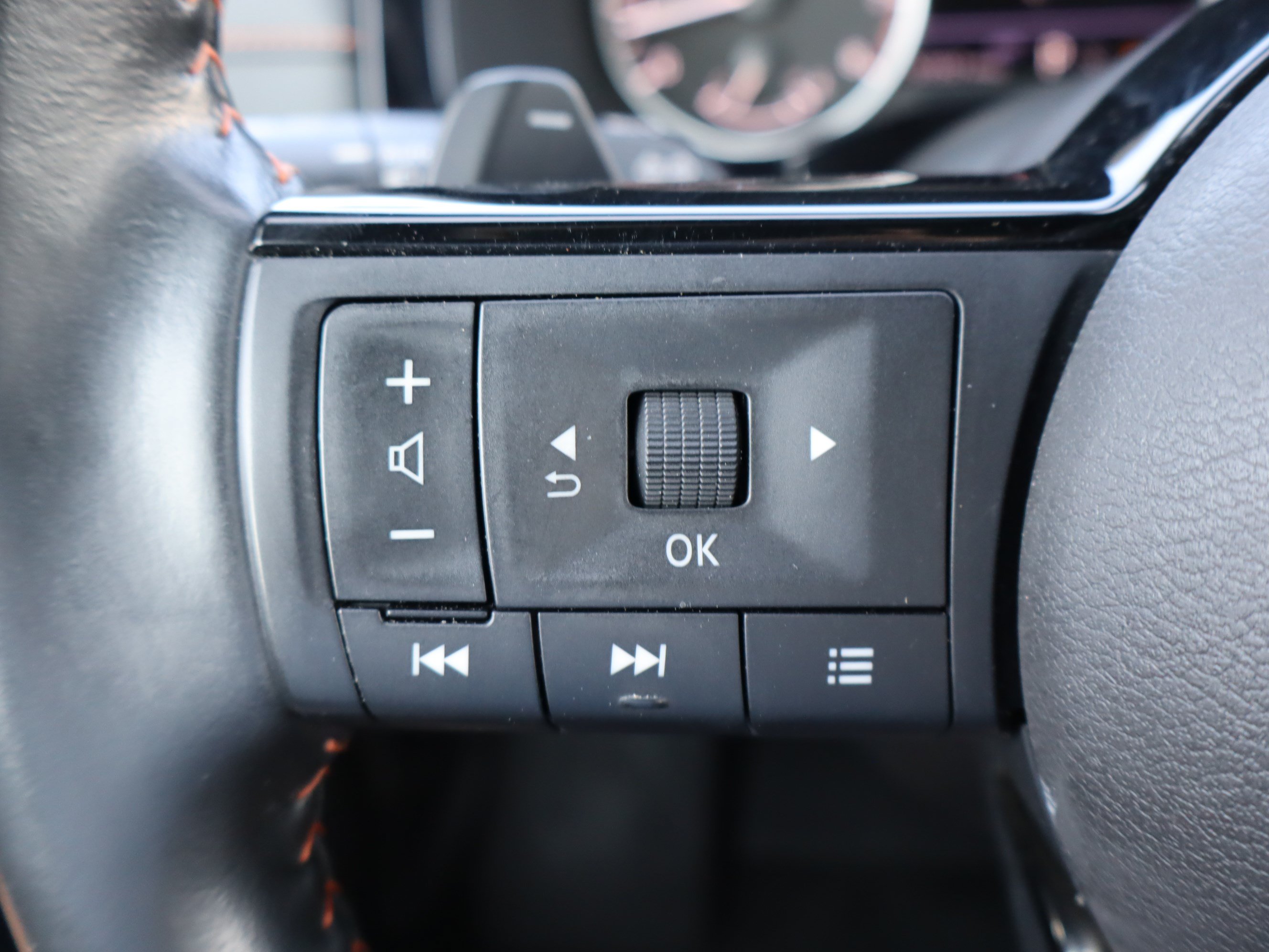 Used 2023 Nissan Pathfinder Rock Creek AWD/4WD image 20