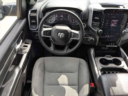 Certified 2025 RAM 1500 Big Horn AWD/4WD image 16
