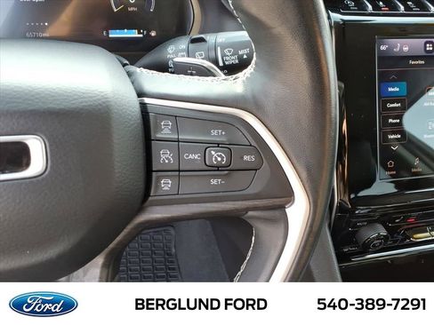 Used 2021 Jeep Grand Cherokee L Limited image 23