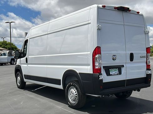 New 2026 RAM ProMaster 2500 w/ Convenience Group FWD image 5
