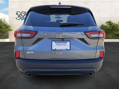 Used 2025 Ford Escape ST-Line image 4