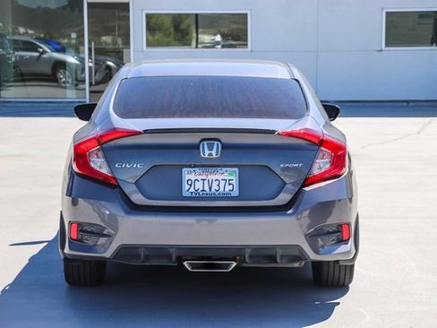 Used 2020 Honda Civic Sport image 5