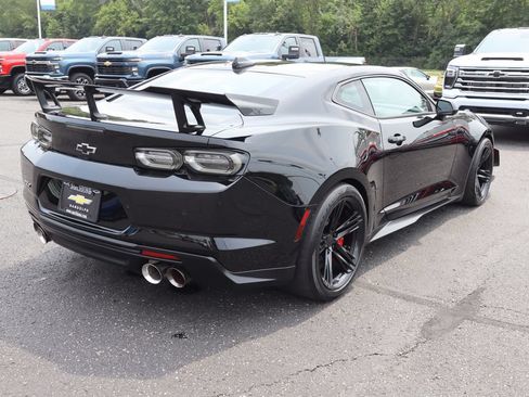 Used 2022 Chevrolet Camaro ZL1 RWD image 30