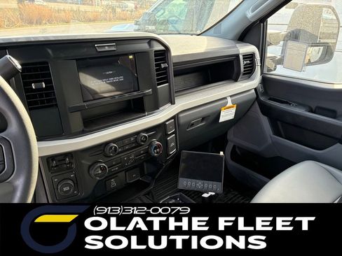 New 2026 Ford F550 4x4 Supercab Super Duty image 21