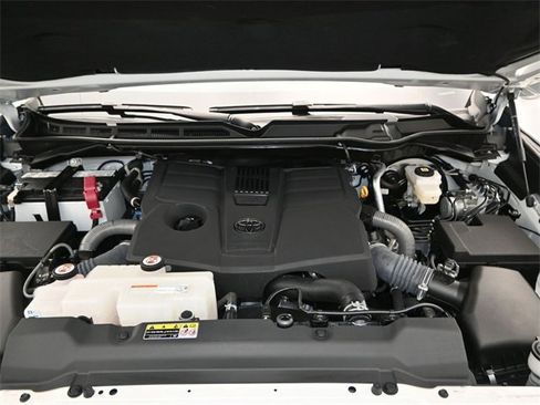 Used 2024 Toyota Tundra SR5 w/ SR5 Convenience Package image 16