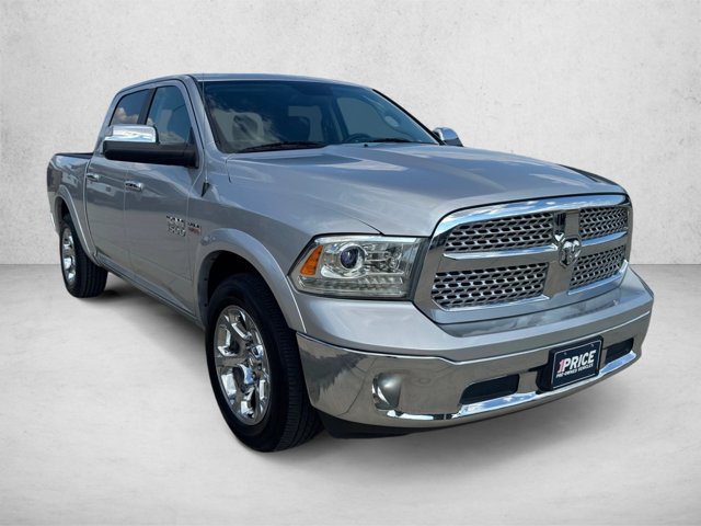 Used 2016 RAM 1500 Laramie AWD/4WD image 3