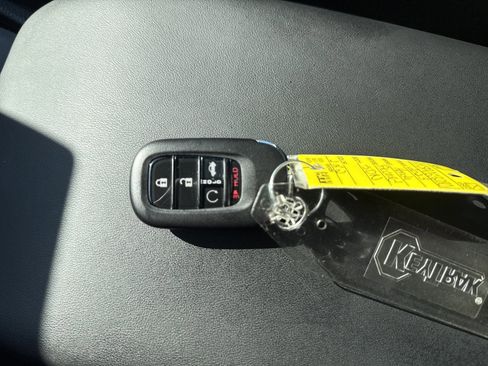 Used 2025 Honda Accord SE image 32