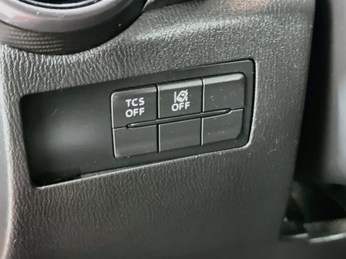 Used 2019 MAZDA CX-3 Sport w/ Sport I-ACTIVSENSE Package FWD image 17