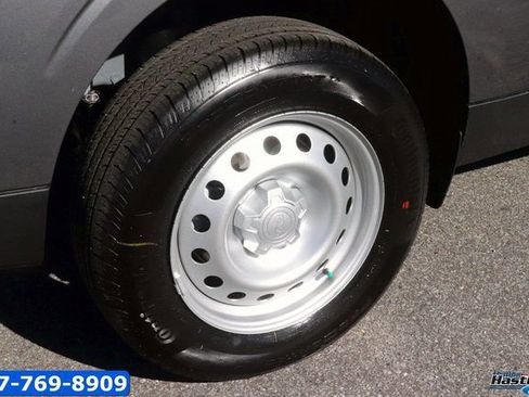 New 2025 Ford Maverick XL w/ Equipment Group 102A image 7